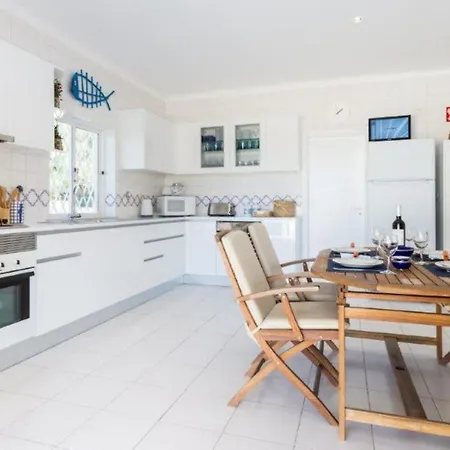 Villa Spacious Holiday In Algarve Albufeira