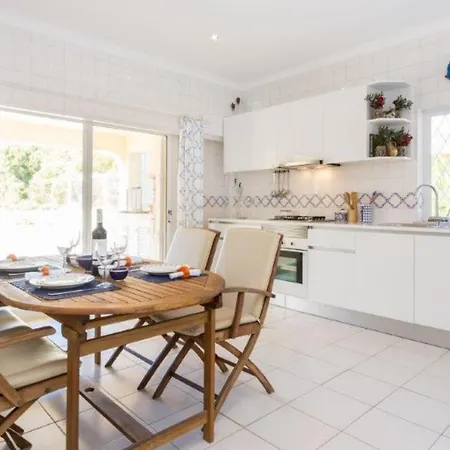 Spacious Holiday In Algarve Albufeira